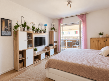 Vermietete 2-Zi.-Wohnung mit zwei Balkonen – Attraktive Kapitalanlage in Pf, 75175 Pforzheim, Wohnung