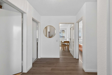 Bild - 2 nebeneinanderliegende 3-Zi.-Wohnungen mit Balkonen im Doppelpack