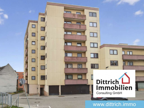 Titel - Großzügige 2-Zimmer-Wohnung mit Balkon in zentraler Lage der Pforzheimer Nordstadt