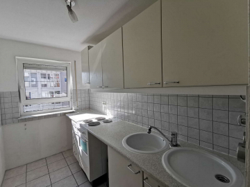 Bild - Gemütliche, gepflegte 2-Zi.-Wohnung- Einbauküche, Aufzug in Pfhm