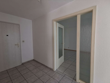 Bild - Gemütliche, gepflegte 2-Zi.-Wohnung- Einbauküche, Aufzug in Pfhm