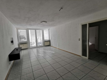 Bild - Gemütliche, gepflegte 2-Zi.-Wohnung- Einbauküche, Aufzug in Pfhm