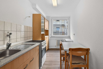 Bild - Helle 3-Zi.-Wohnung mit Einbauküche, Balkon in Pfhm-Oststadt