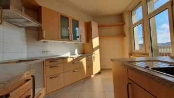 Gepflegte 4-Zimmer-Wohnung im 3. Stock (ohne Aufzug) in Pforzheim Nord mit zwei Balkonen, 75177 Pforzheim, Wohnung