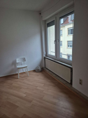 Zimmer - 3-Zimmer-Wohnung zur Miete im denkmalgeschützten Altbau in Pforzheim