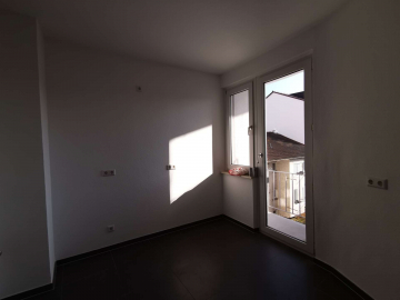 Bild - Helle 2-Zi.-Wohnung mit Balkon im Stadtzentrum