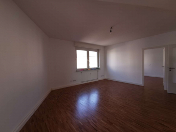 Bild - Helle 2-Zi.-Wohnung mit Balkon im Stadtzentrum