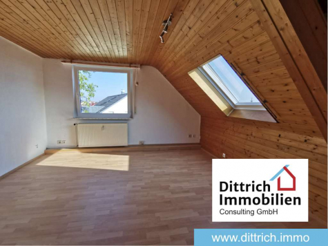 Platzierung_DittrichImmo_NEU - Gemütliche 2-Zimmer-Wohnung im Dachgeschoss – Günstiger Mietpreis!