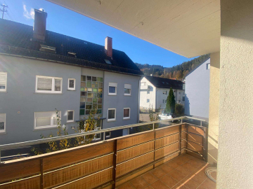 Frisch sanierte 4-Zimmer-Wohnung im Neubauzustand in Calmbach, 75323 Bad Wildbad, Wohnung