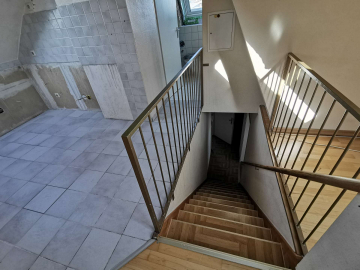 Bild - 2,5-Zimmer-Maisonettewohnung im DG in Pfhm-Nordstadt