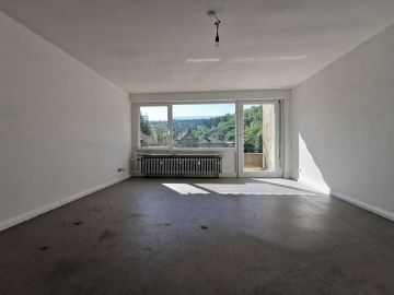 Bild - Helle 3-Zi.-Wohnung mit 2 Balkonen, Aufzug – frisch gestrichen!