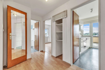 Wohnen in Ispringen-Ruhige 2-Zi.-Wohnung mit großer Terrasse, 75228 Ispringen, Wohnung