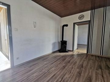 Bild - 2-Zi.-ETW und 1-Zi.-ETW, über den Dächern von Pforzheim, ab sofort frei