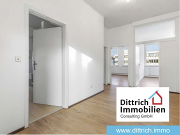 Bild - Attraktive renovierte Wohnung in zentraler Lage mit Aufzug