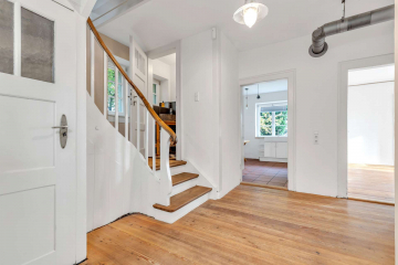 Saniertes Familienparadies mit schöner Aussicht in Pforzheim- Wartberg, 75177 Pforzheim, Einfamilienhaus