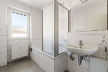 Bild - Sanierte Kapitalanlage mit 6 Einheiten in zentraler Lage von Pforzheim