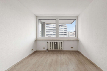 Bild - Helle 4-Zimmer-Wohnung für modernes Wohnen und Arbeiten im Herzen der Stadt