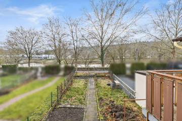 Bild - Ein Zuhause für Ihre kleine Familie – Gepflegtes Reihenmittelhaus am Fluss