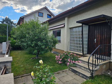 Bild - Wohnen wo Ruhe, Natur und Familienglück aufeinandertreffen