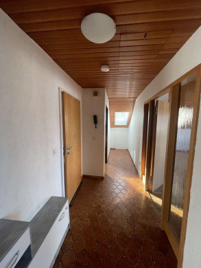 Bild - Gepflegte 3-Zi.-Dachgeschosswohnung, EBK und Gemeinschaftsgarten in Pforzheim-Sonnenberg