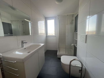 Bild - Gepflegte 3-Zi.-Dachgeschosswohnung, EBK und Gemeinschaftsgarten in Pforzheim-Sonnenberg