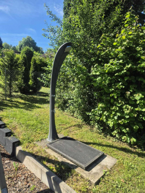 Bild - Rückzugsort im familienfreundlichem Garten mit Spielplatz in Friolzheim