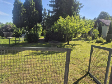 Bild - Rückzugsort im familienfreundlichem Garten mit Spielplatz in Friolzheim