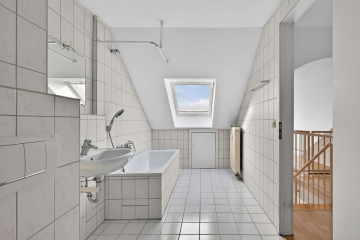 Badezimmer - Haus-im-Haus-Konzept im Mehrfamilienhaus