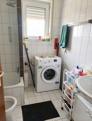 Bad - (KI generiert) - Kleine 2-Zi.Wohnung in der Pforzheimer Nordstadt