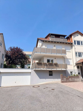 Großzügiger Balkon u. ruhiger Ausblick – 3-Zi.-ETW in Kieselbronn, 75249 Kieselbronn, Hochparterre