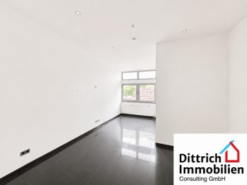 Unrenovierte 3-Zi.-ETW mit Loftcharakter in Pforzheim-Weststadt, 75172 Pforzheim, Loft
