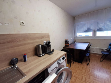 Bild - 1,5-Zi.-Whg im 2. OG mit Balkon und Parkplatz-Pfhm-Haidach