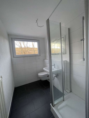 Bild - Komplett sanierte 2-Zimmer-Wohnung mit Balkon in Pforzheim-Oststadt