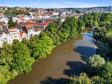 Flussblick - Saniertes 6-Familienhaus in Zentrumsnähe dennoch ruhig gelegen in Flussnähe zu verkaufen