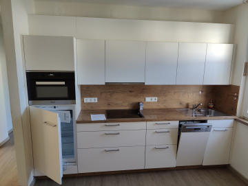 Einbauküche vom Vormieter - 1,5 Zi.-Wohnung in ruhiger Lage in Büchenbronn