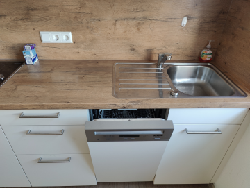 Einbauküche vom Vormieter - 1,5 Zi.-Wohnung in ruhiger Lage in Büchenbronn