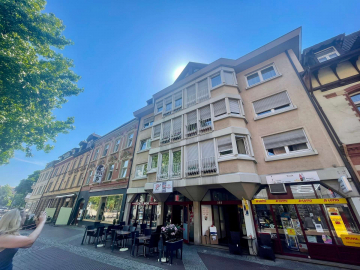 Helle 3-Zi.-Whg. mit großem Balkon in zentraler aber ruhiger Lage von Pf, 75172 Pforzheim, Wohnung