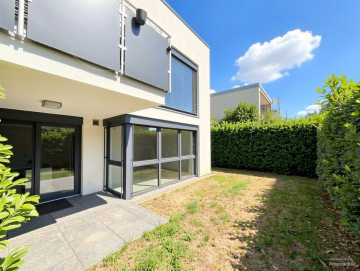 Hochwertige 3-Zimmer-Erdgeschosswohnung mit Gartenanteil, EBK in ruhiger Randlage von Pforzheim, 75181 Pforzheim, Terrassenwohnung