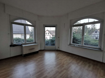 Bild - 2-Zi.-Wohnung mit kleinem Minigarten – ideal für Singles oder Paare in Birkenfeld