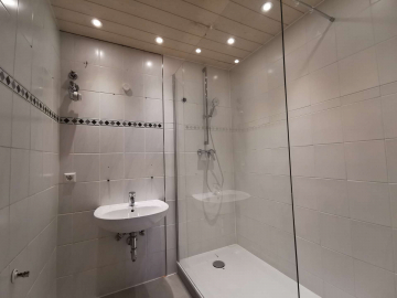 Bild - Helle 3-Zimmer-Wohnung mit 2 Balkonen – frisch renoviert!