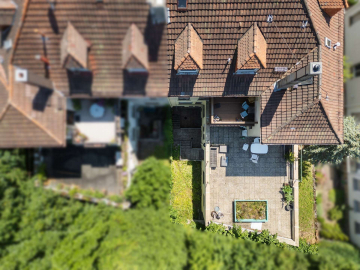 Bild - Renditestarkes 7 -Familienhaus mit Potenzial – auch für Selbstnutzer geeignet