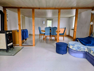 Bild - Großes Grundstück mit teilsaniertem Haus mit Potential in Straubenhardt