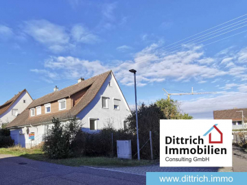 Großes Grundstück mit teilsaniertem Haus mit Potential in Straubenhardt, 75334 Straubenhardt, Einfamilienhaus