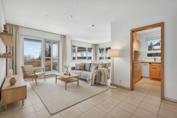 - (KI generiert) - Helle 3-Zi.-Wohnung mit großem Balkon in ruhigem Haus in Pfhm- West