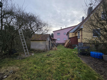 Bild - Charmante Haushälfte mit Garten und solider Bausubstanz in Feldrennach