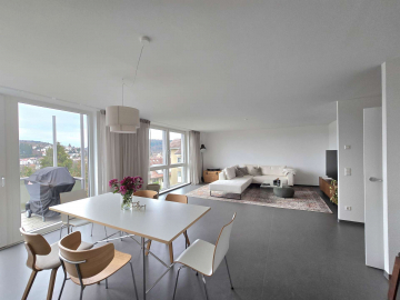 Bild - 108 m² Wohnqualität mit Balkon und Aussicht in Pforzheim