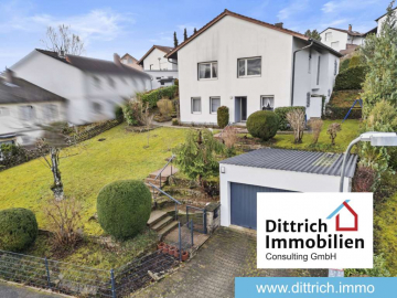 Ruhige Lage im Arlinger! Großes Einfamilienhaus mit ELW u. Aussicht in Pfhm, 75179 Pforzheim, Haus